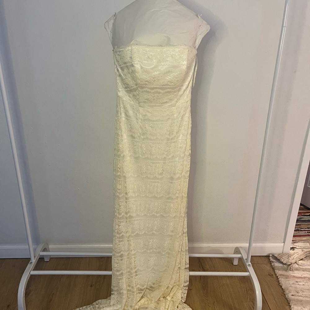 Lina Ivory Satin Gown